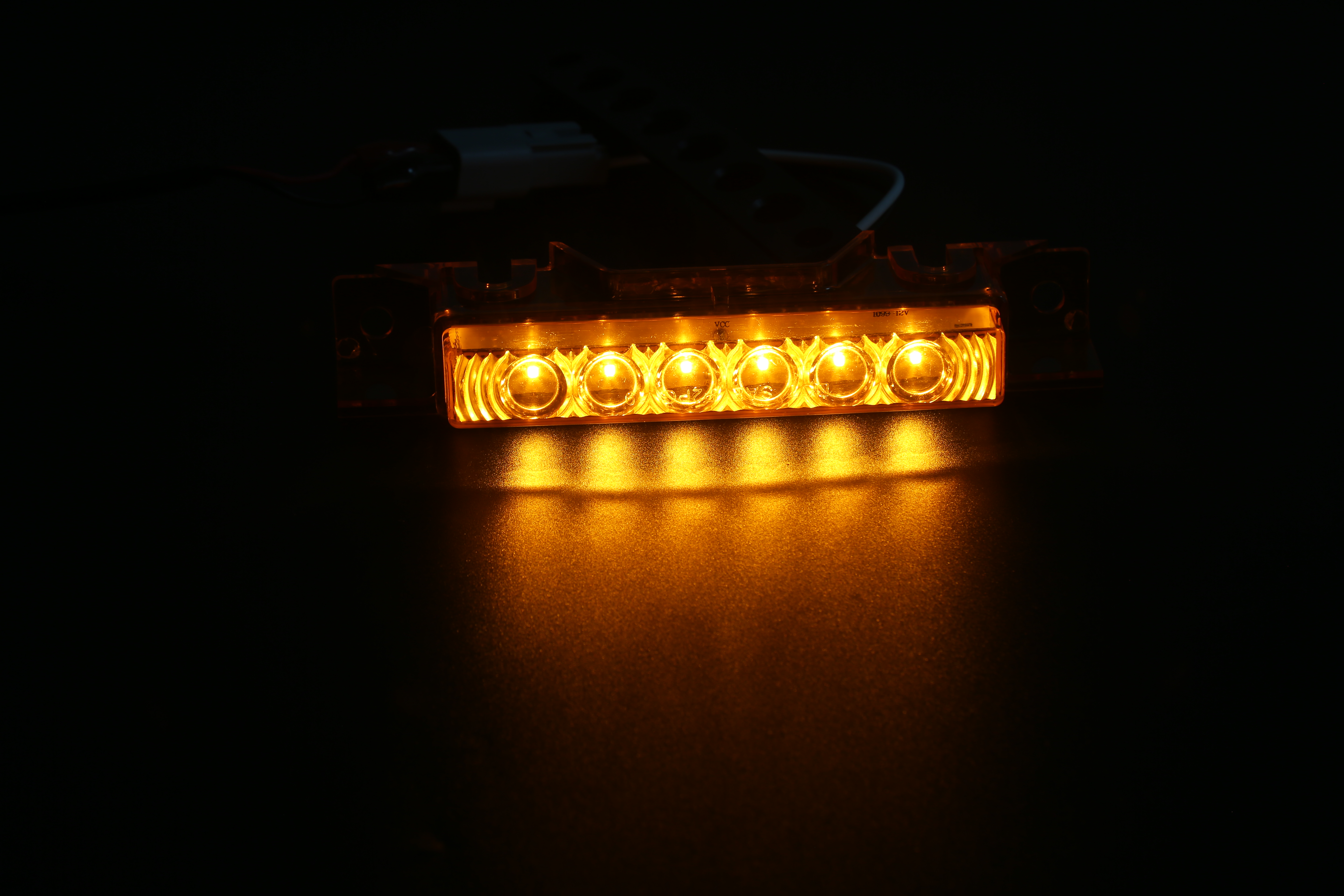 F&aacute;brica de luces para autom&oacute;viles, empresa, fabricante, hecho en China, luz trasera, luz de trabajo, luz lateral, luz para cami&oacute;n